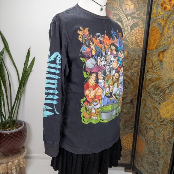 Disney Villains Black Long Sleeve Graphic Tee – Multi Character Print Y2K SM - Picture 2 of 8
